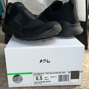 APL Women's Techloom Bliss Black Sneakers